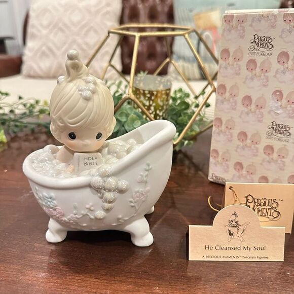 Enesco Precious Moments He‎ Cleansed My Soul Vintage 1985 Pircelain Figurine NEW - Picture 1 of 8